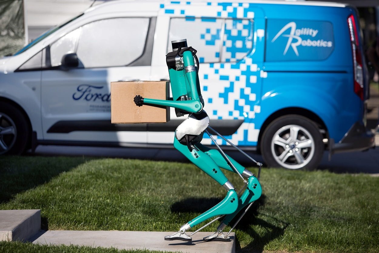 Akıllı Ford robotu tüm otonom araçlara ilham verecek.
