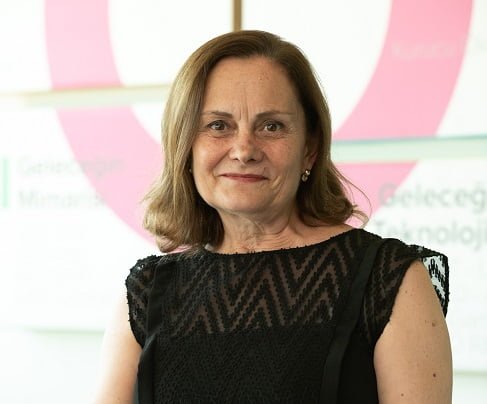 GEO_Koleji_E__itimden_Sorumlu_Genel_M__d__r_Yard__mc__s___Talia_B__ke