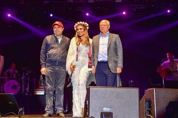 Kastamonu Entegre 50. Kuruluş Yılını Kutladı. Kastamonu Entegre 50. Kuruluş Yılını Kutladı.