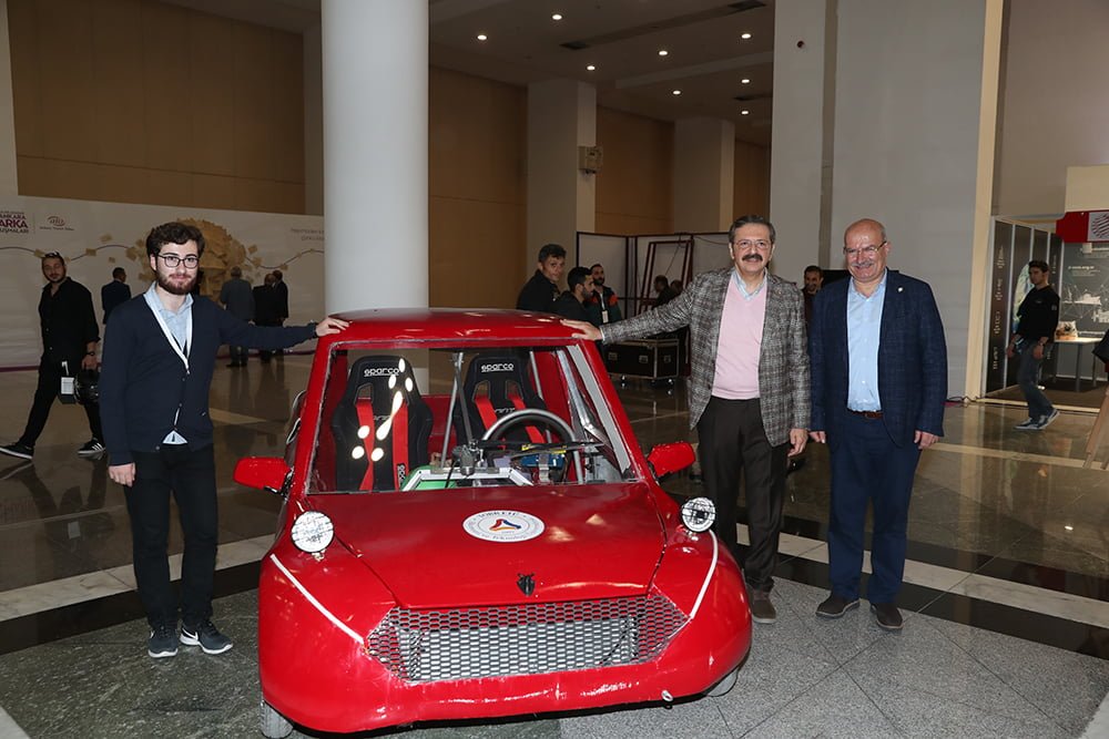 Uluslararası Ankara Marka Buluşmalarının Son Gününde 67 İsim Ankaralılarla Buluştu. Uluslararası Ankara Marka Buluşmalarının Son Gününde 67 İsim Ankaralılarla Buluştu.