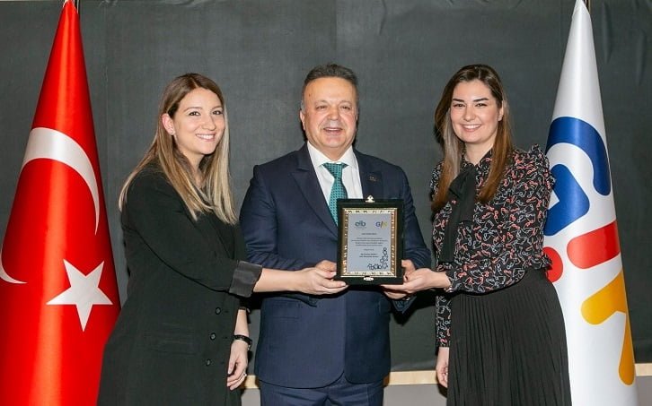 Egeli genç ihracatçılar icat çıkaracak.