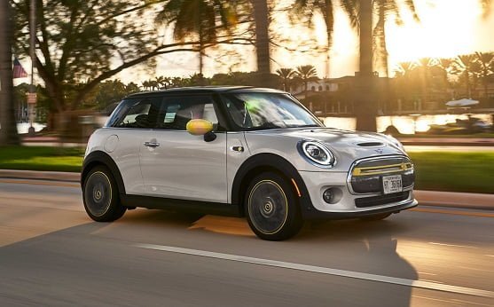 MINI ELECTRIC Amerika’da Yılın En Çevreci Şehir Otomobili Seçildi