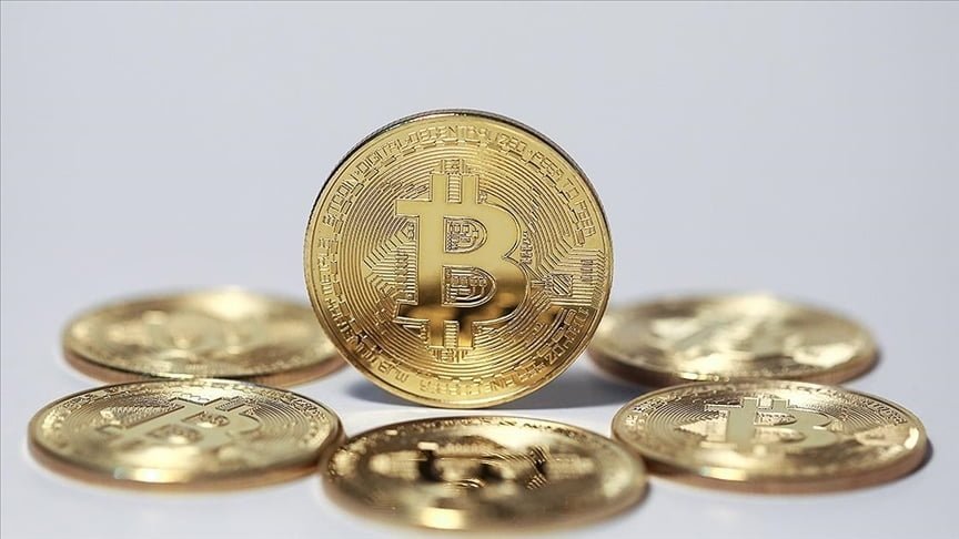 Bitcoin 18 ayın en düşük seviyesinde