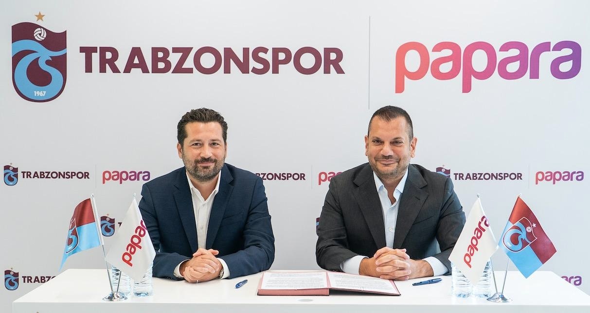 Trabzonspor’un stat isim sponsoru Papara oldu