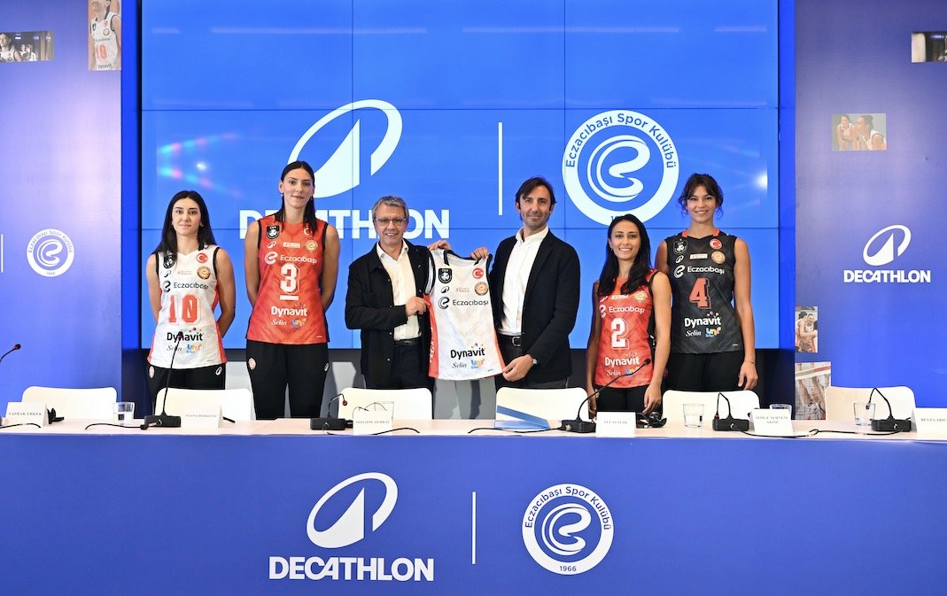 Decathlon, Eczacıbaşı’na sponsor oldu