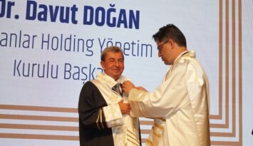 Davut Doğan’a Çanakkale Onsekiz Mart Üniversitesi’nden Fahri Doktora unvanı