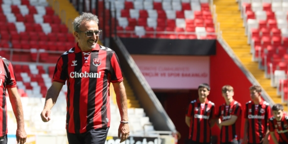 Hamdi Ulukaya’dan Erzincanspor’a dev destek